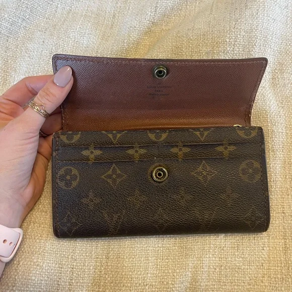 Louis Vuitton | Wallet | Authentic | - Picture 11 of 11